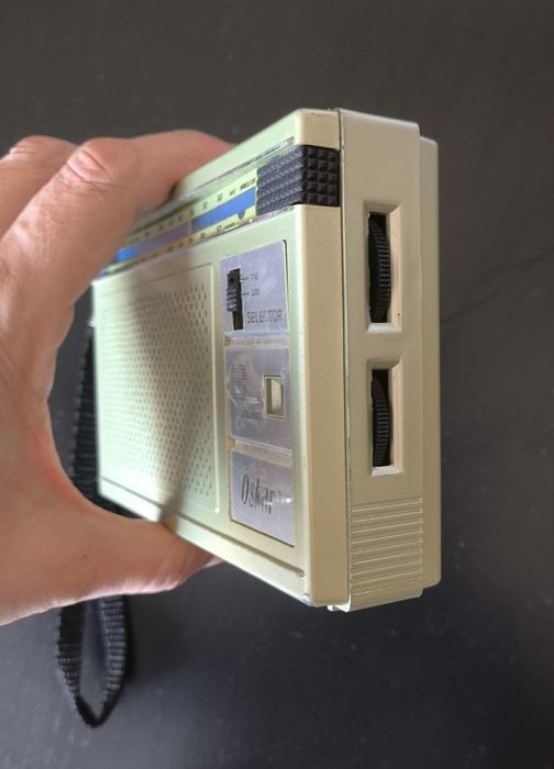 Rádio portátil vintage