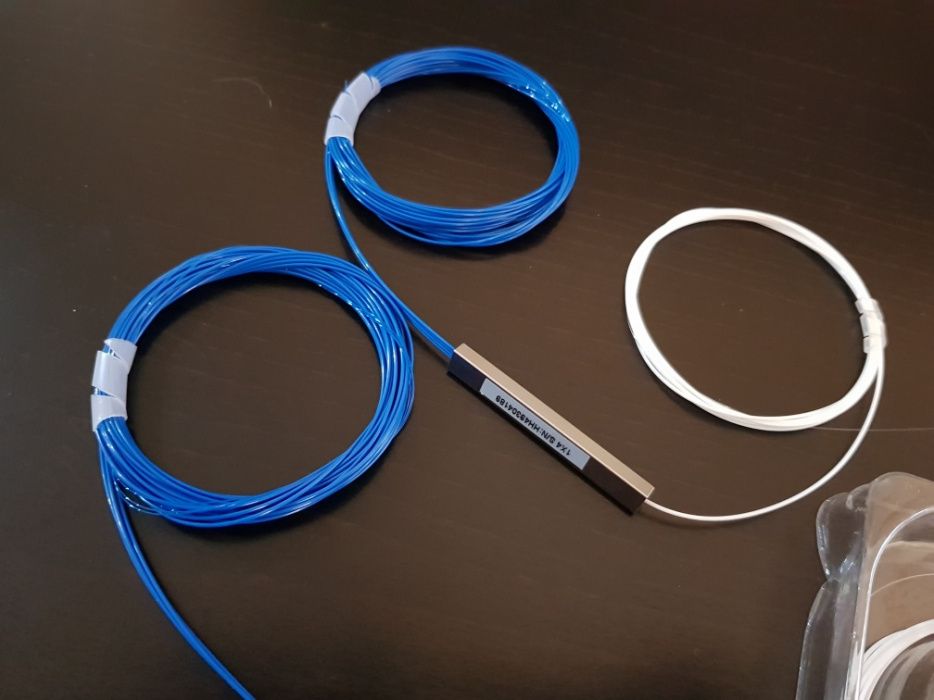 Splitter fibra de 1 para 4 novos. Ftth