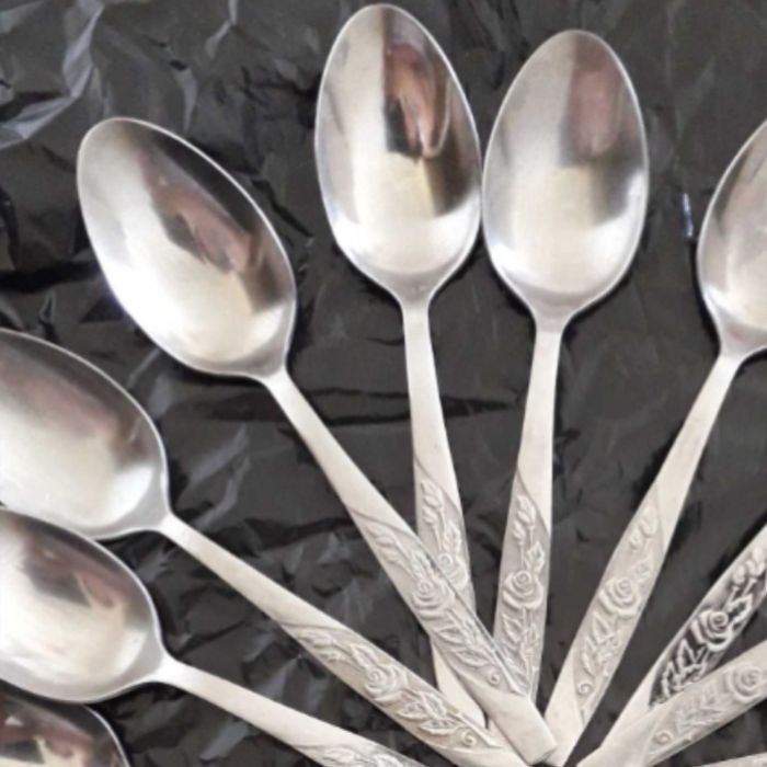 Столові ложки z trojandoyu.