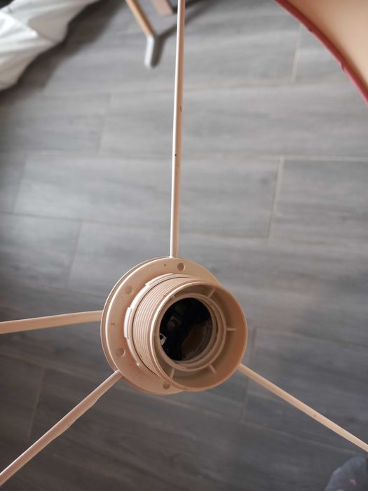 Abajur Rosa - Boas condições