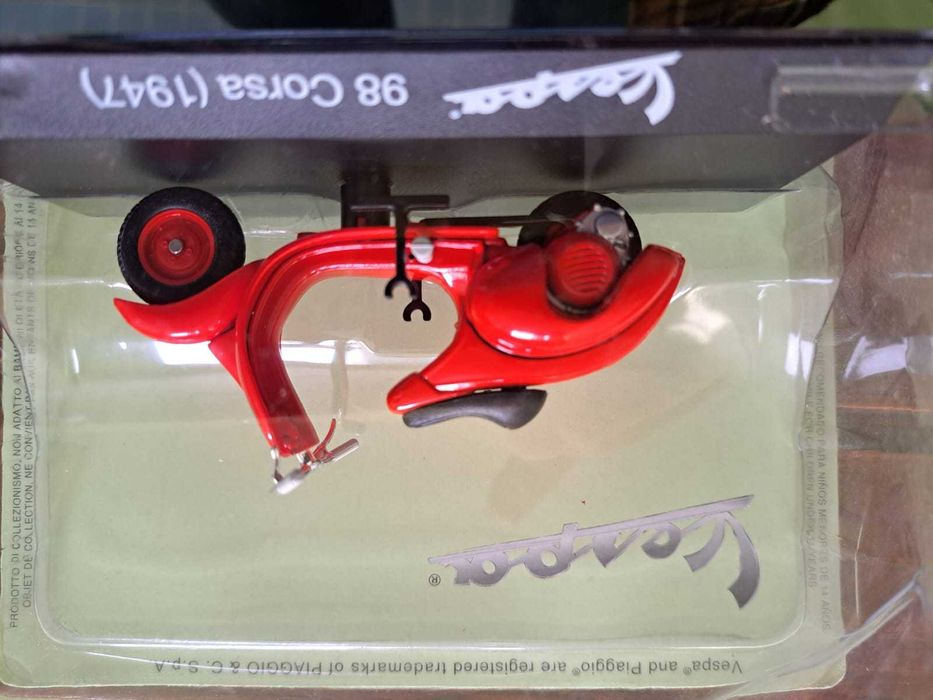 Lote #22 miniaturas Vespa (colecção original Vespa e licenciadas)
