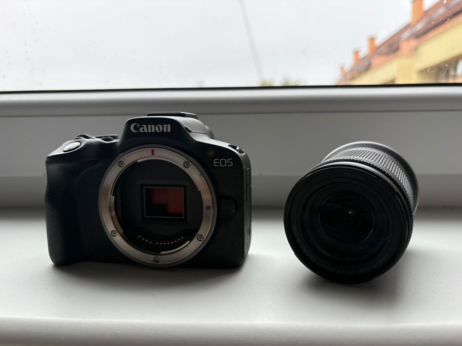 Canon EOS R50+  RF-S 18-150mm