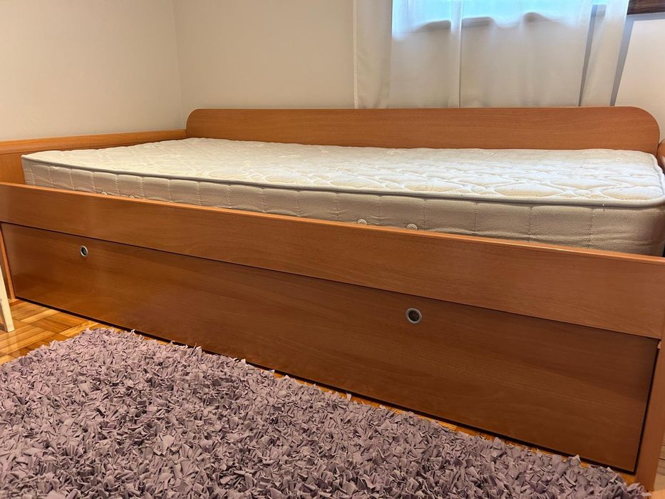 Cama solteiro, com cama embutida