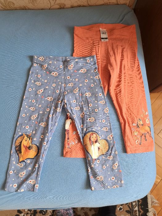 Капрі (велосипедки) C&A дівчачі, бавовняні на ріст 122, 2 штуки