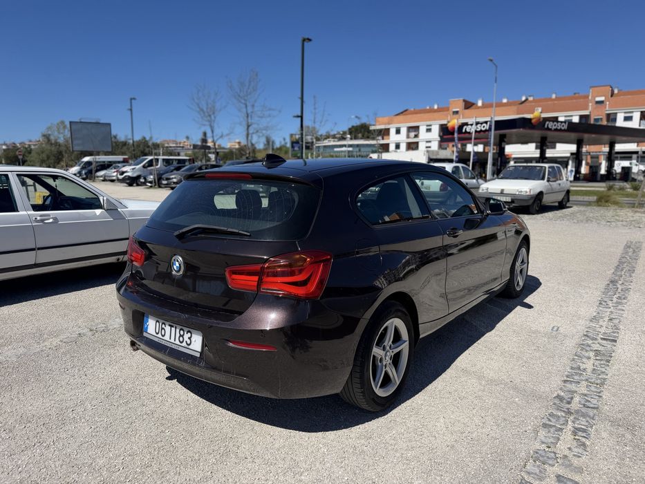 BMW  Serie 1  **Nacional**  Coupé  5 Lugares Oportunidade !