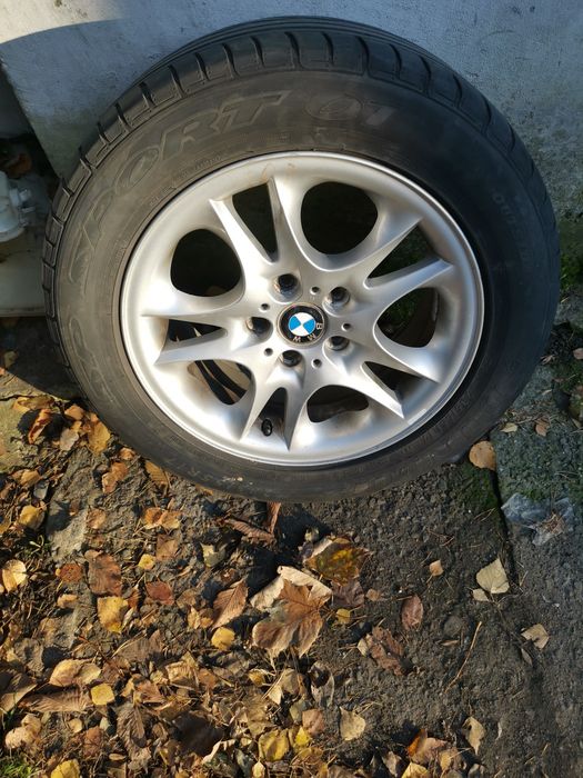 Felgi aluminiowe BMW X3 17" styling 111 z oponami letnimi