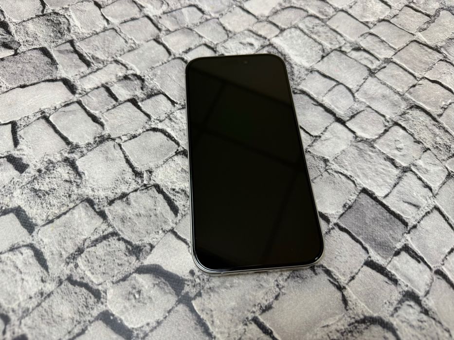Iphone 16 Pro 256gb neverlock White Titanium Global 880$