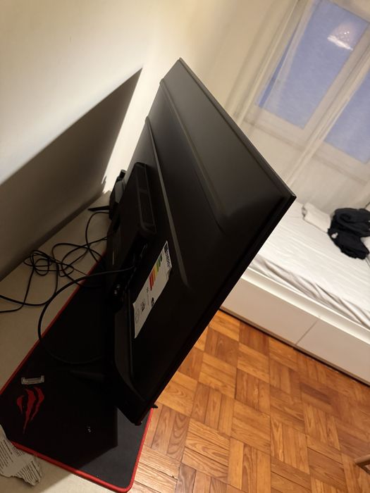 Tv Xiaomi 43” 4K usada como nova