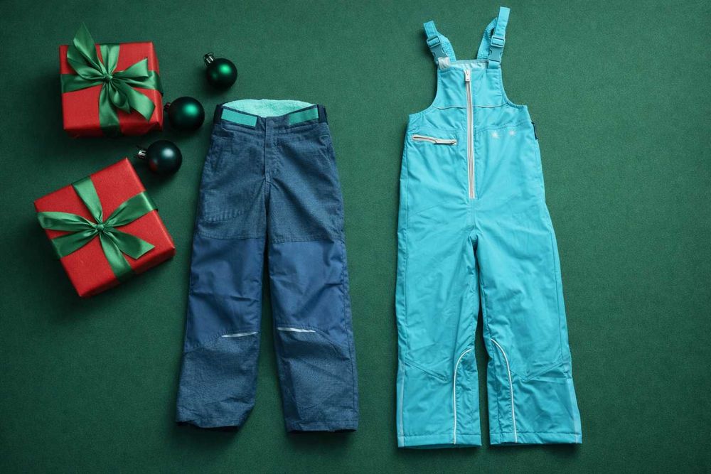 110-116 зріст. Decathlon зимовий комбінезон, лижні штани на флісі.