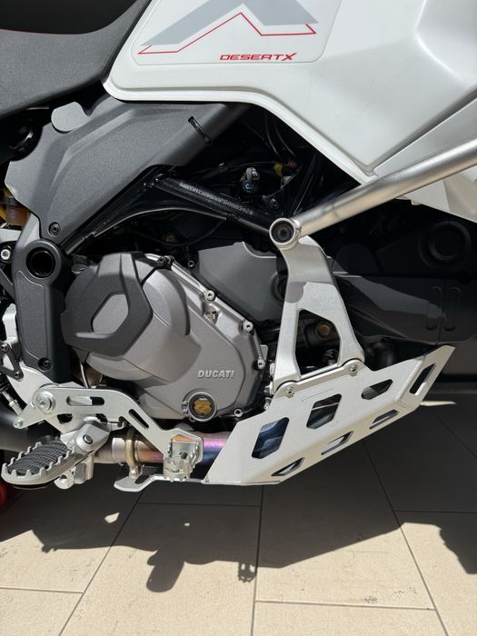 Ducati Desertx muitos extras