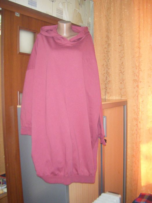 Трендовое платье с капюшоном, размер XL (54) 20 - 48