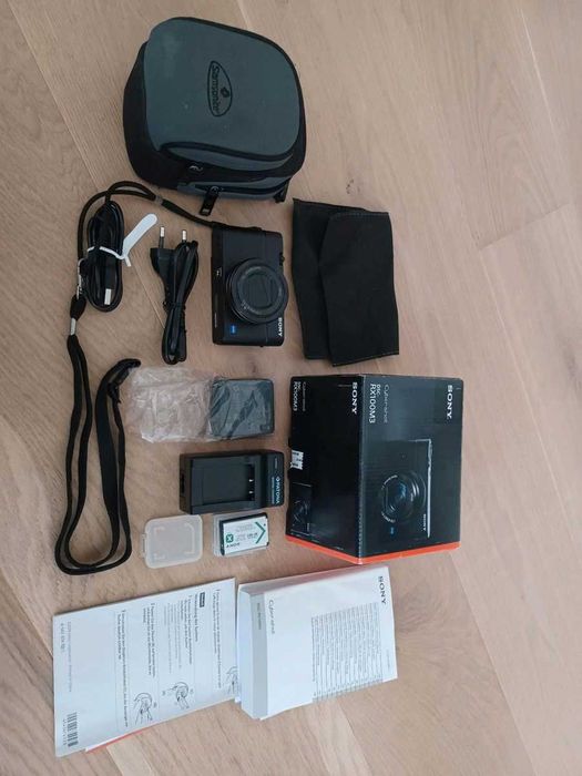 Sony RX100 III aparat kompaktowy z akcesoriami 1