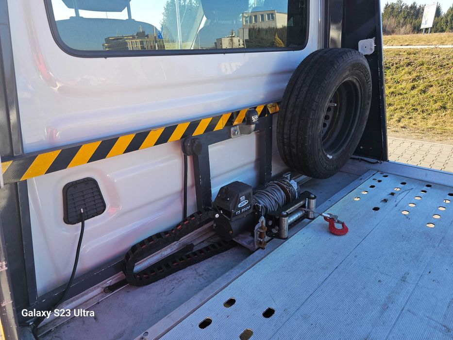 Wynajmę Pomoc Drogową Iveco Daily Kat ,,B" 3500kg