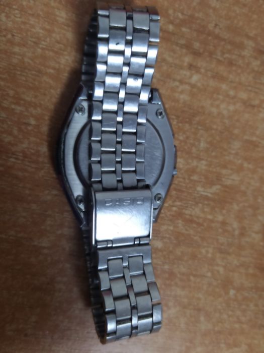 Часы Casio.под ремонт.