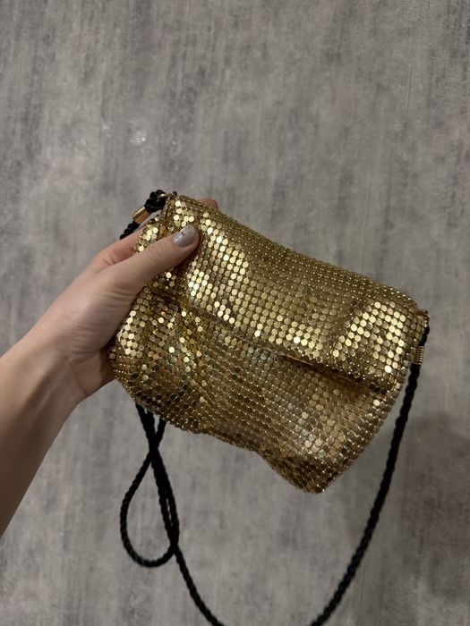Коктельна сумоча з паєток золота