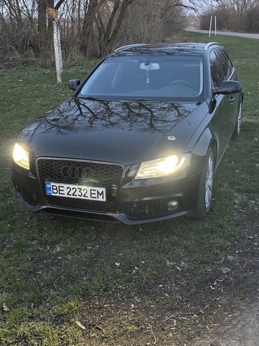 Продам ауди а4 б8