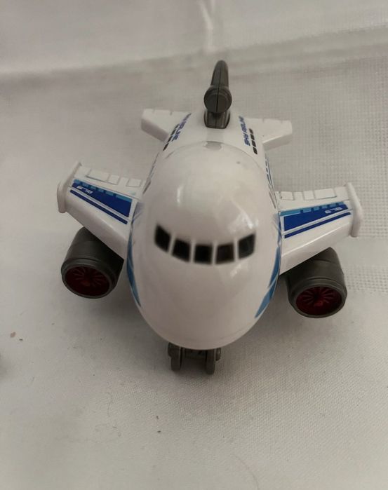 Самолеты из аэропорта