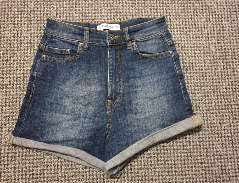 Szorty, krótkie spodenki, damskie/dziewczęce, Pull&Bear, rozm. 32