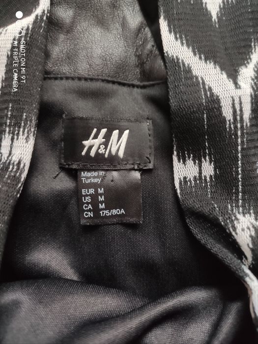 Czarno biała sukienka H & M