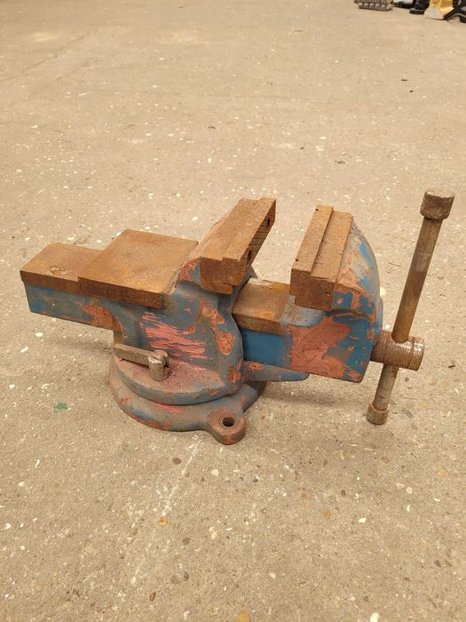 Torno de bancada em metal