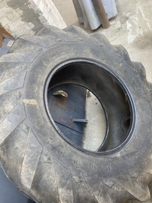 Michelin 16.9 r24