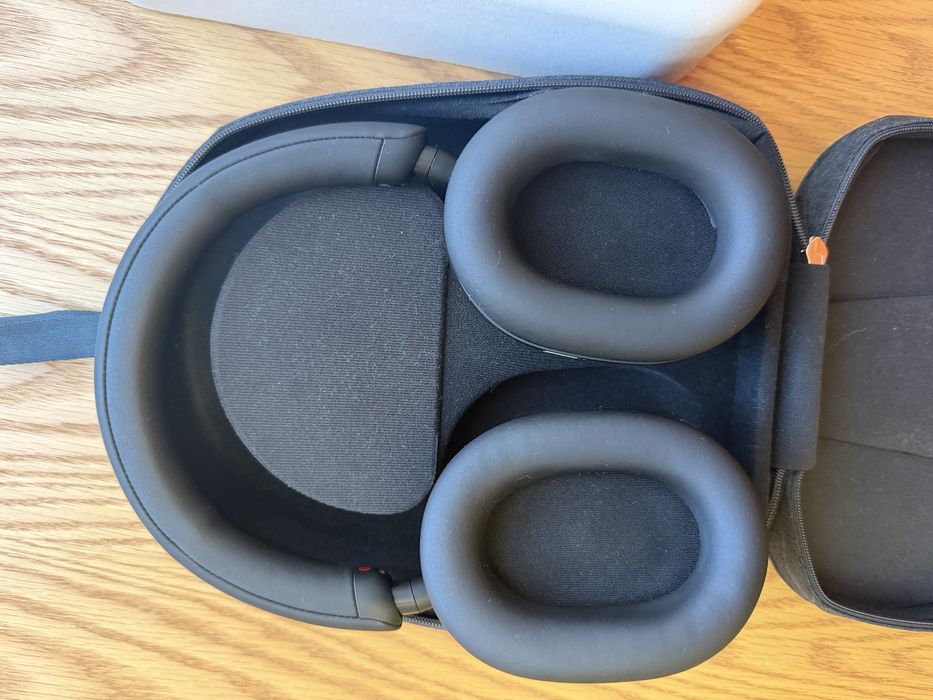 Навушники Sony WH-1000XM5