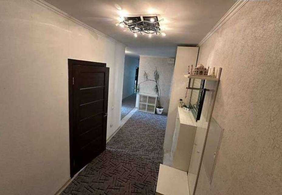 Без % Продаж 3к квартири, вул. Срібнокільська 1