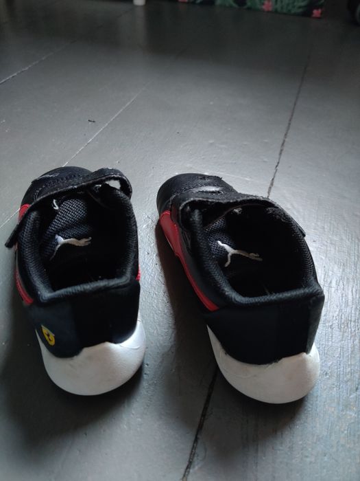 Buty dziecięce Puma Ferrari Rozmiar 25