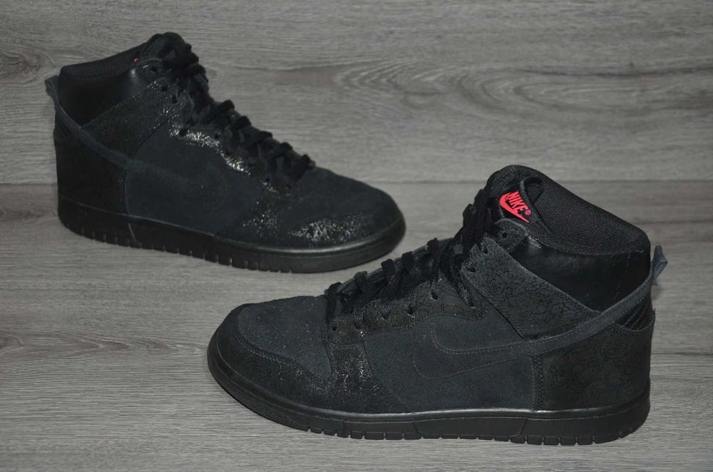 Продам кросівки замша Фірма NIKE Dunk High 08.