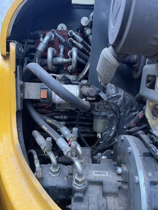 Екскаватор Neuson