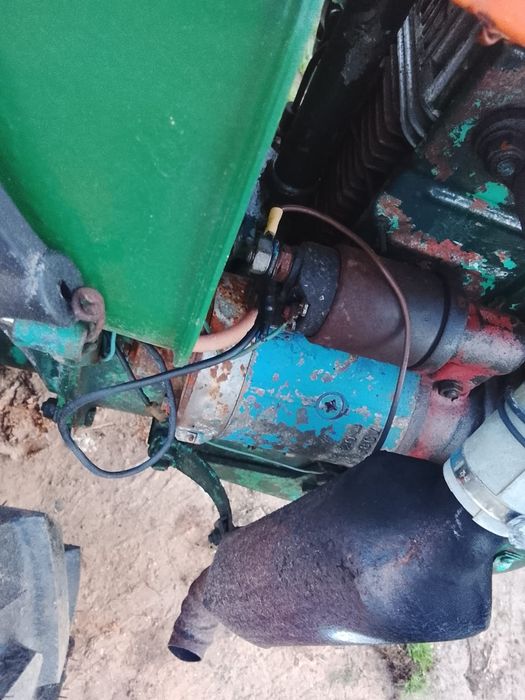 Trator de 18 cv com novo