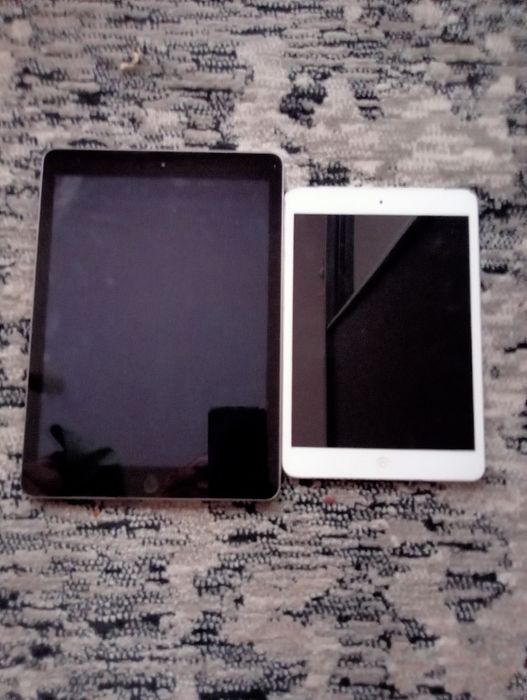 Мобільні телефони бу .