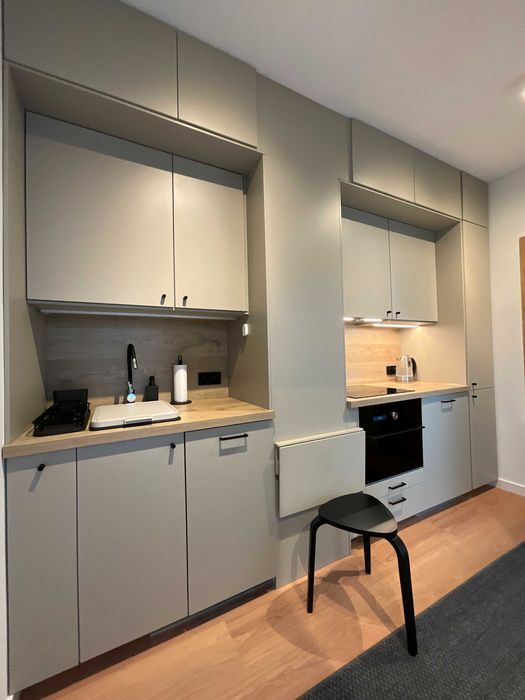 Pokój w mieszkaniu dwupokojowym | niezależny | klimatyzacja | balkon 9 m² | bezpośrednio - More