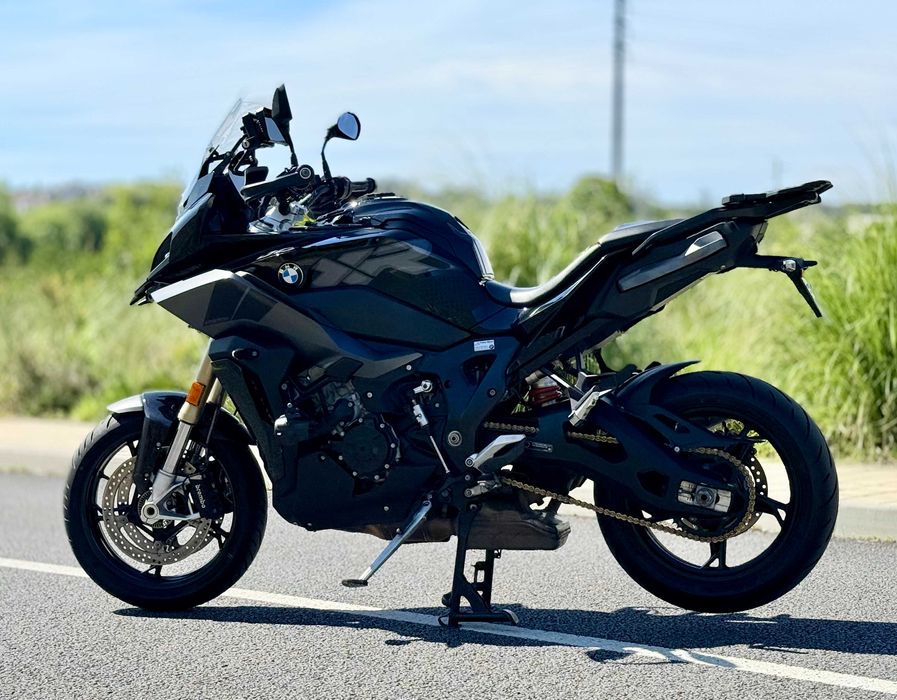 BMW S1000XR Triple Black