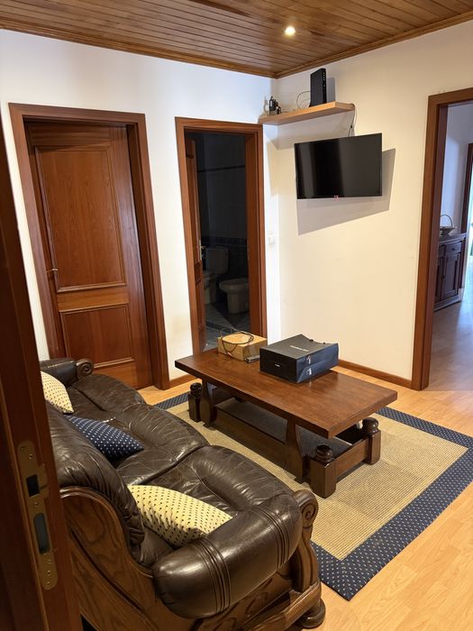 Apartamento t3 para alugar em frente a faculdade de medicina e hospital