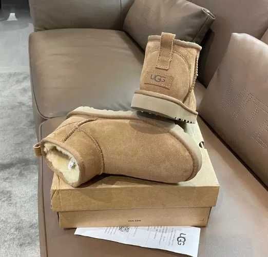 UGG Classic Mini Boots Chestnut r.37