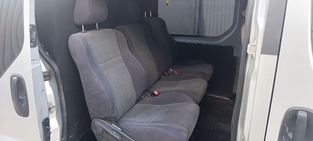 Продам Renault Trafic 8мест