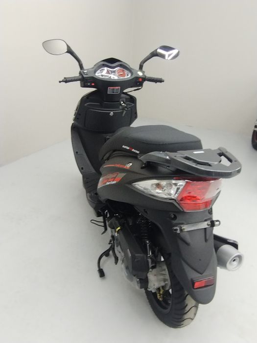 Skuter Barton Falcon 50 kask gratis