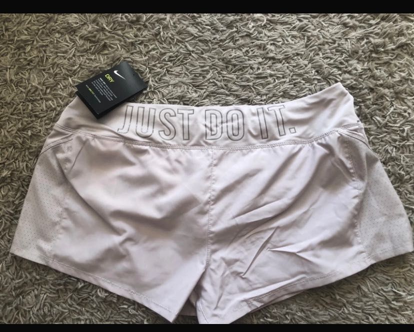 Short Nike Dry Feminino