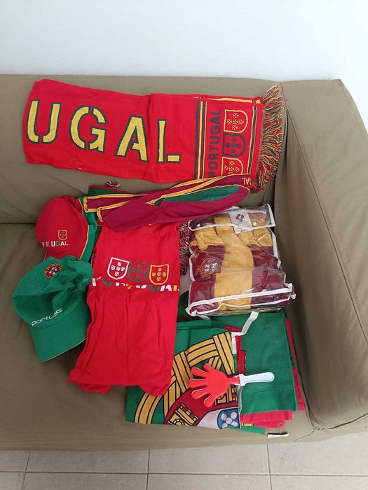Conjunto merchandising da seleção portuguesa