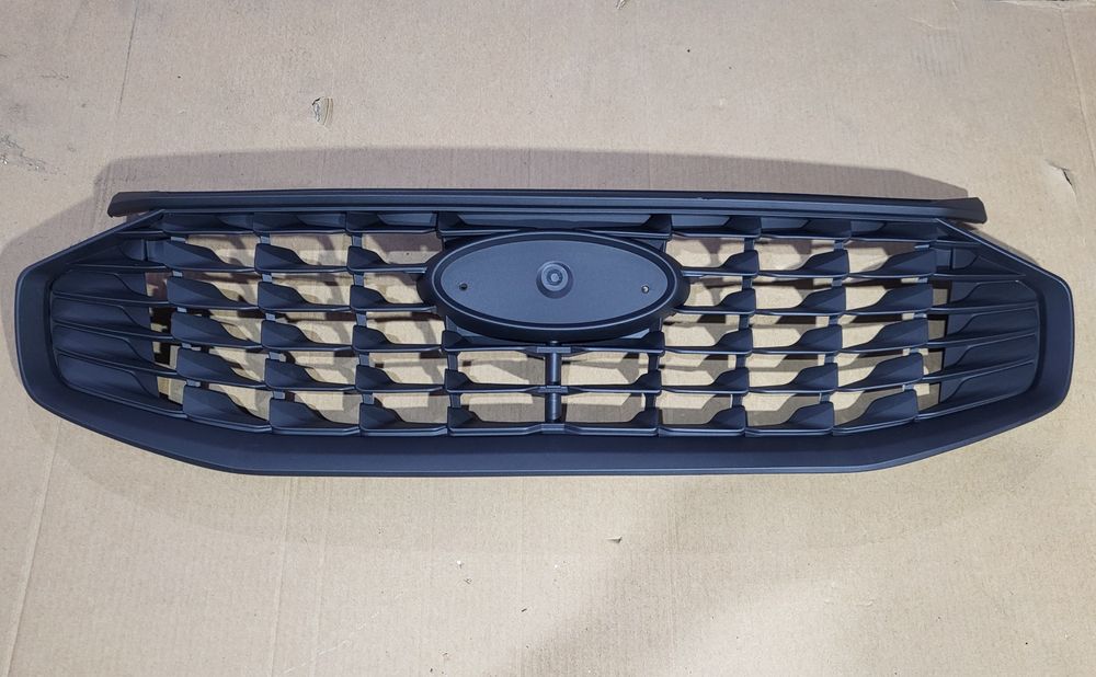 Решітка радіатора Ford Escape 2023 2024 2025