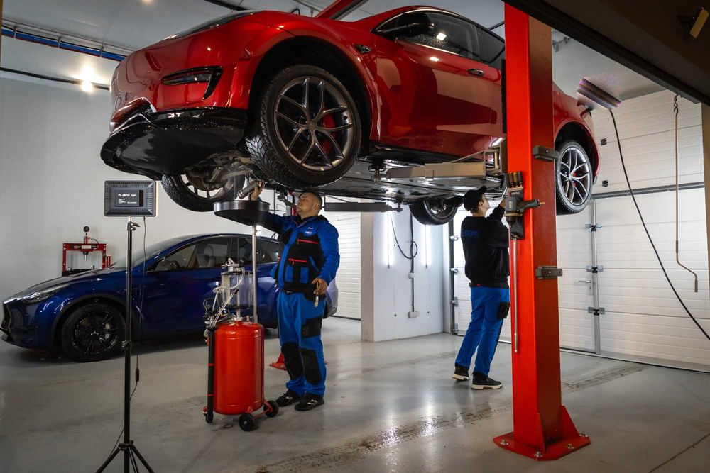 Воздушный фильтр Tesla Model 3 Y  Наличие Замена