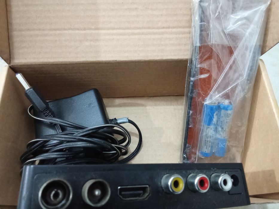 Приставка Тюнер т2 неробочий