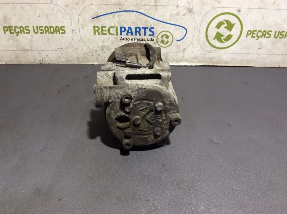 Compressor do ar condicionado Ford Fiesta 2010