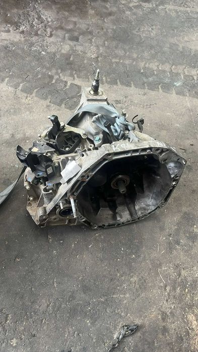 Caixa de velocidades Renault/Nissan 1.5dci  JR5055