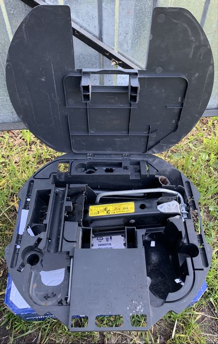 Wkład koła zapasowego Renault Clio 3