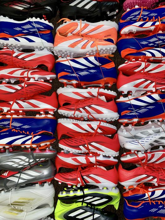 NOWE buty piłkarskie Nike, Adidas, Puma, korki turfy w pudełku