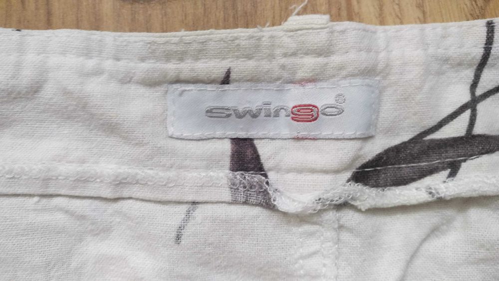 spódniczka w kwiaty swingo