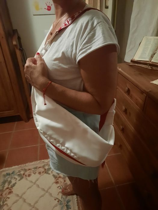 Bolsa a tiracolo ou ombro