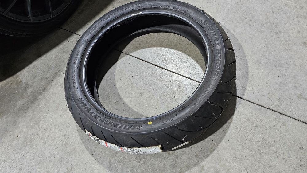 Pneu 140/70/17 mota